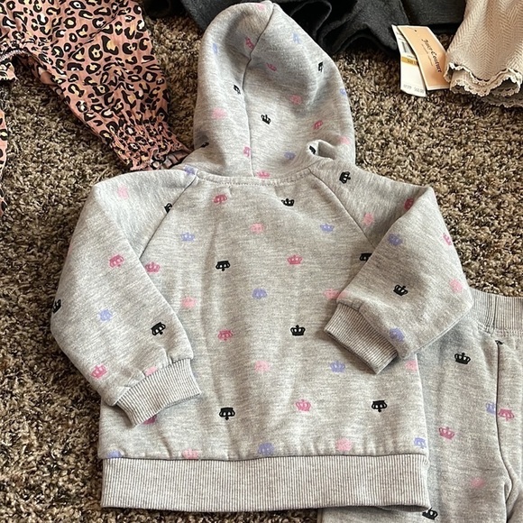 Juicy Couture 12mo set - Picture 9 of 10